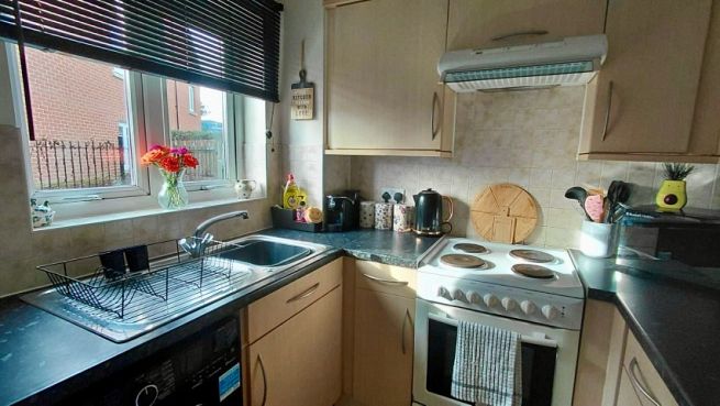Flat 4 Mortimer House, 77 Penfold Road, Worthing